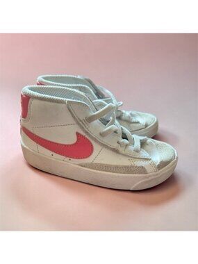 Nike Blazer High Tops Girls 9C Kids Pink Shoes Tennis Sneakers Pink Logo Easy On